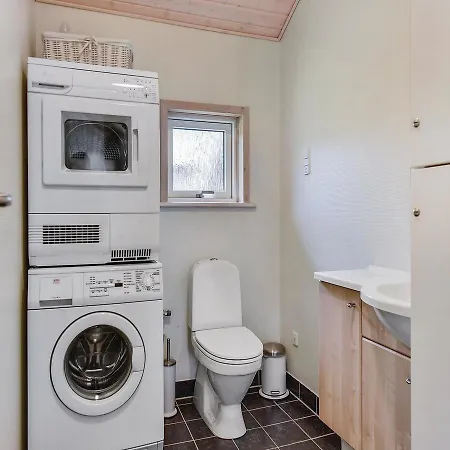 Three-bedroom Holiday In