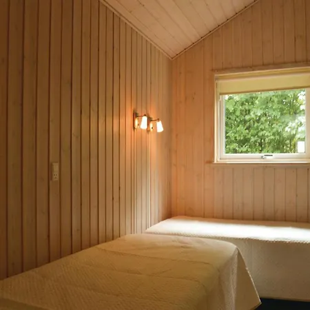 Three-bedroom Holiday In Holiday home Toftlund