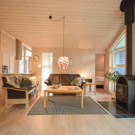 Three-bedroom Holiday In Holiday home Toftlund